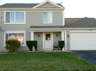 1428 Golden Oaks Pkwy, Aurora, IL 60506