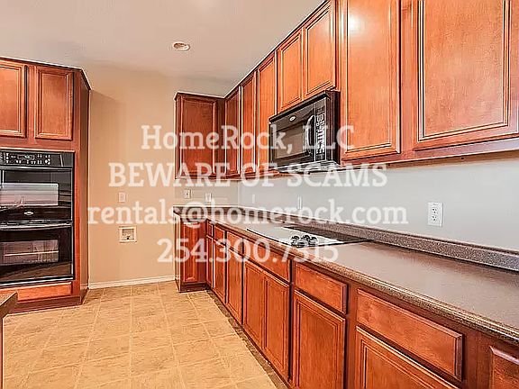 3rd image of 713 Green Pasture Dr
