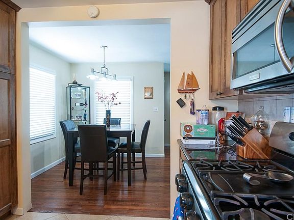 4th image of 4614 Goldfield Ave