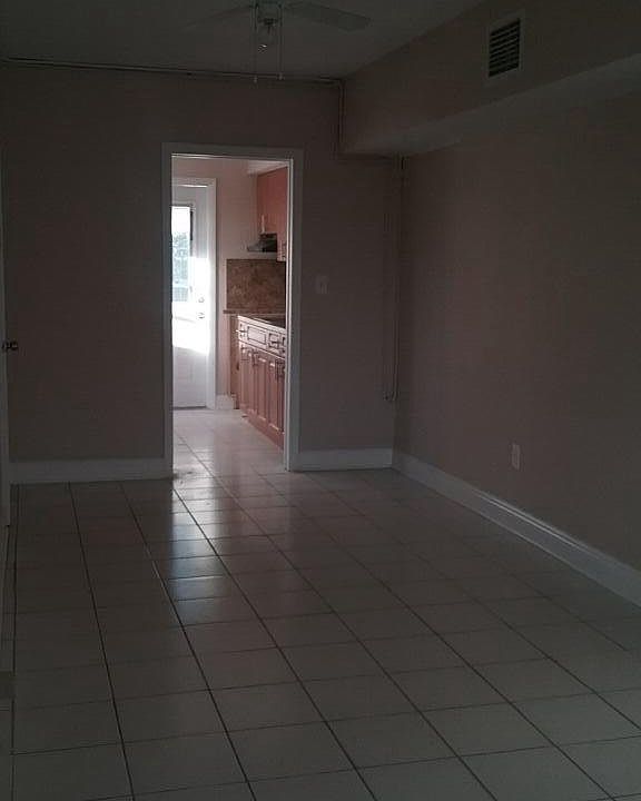 1st image of 1001 NE 80th St APT 1