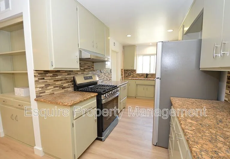13515 W Telegraph Rd — Photo 10