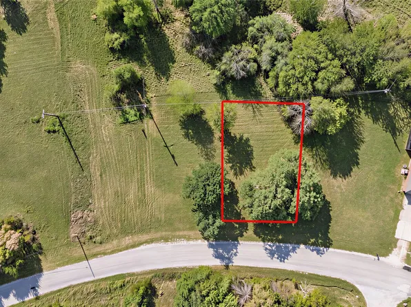 21 Port O Call Dr, Bridgeport, TX 76426