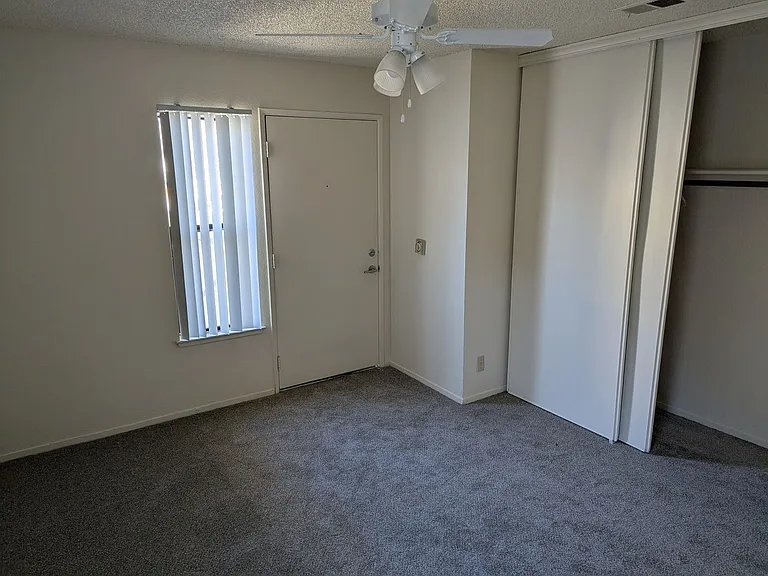 Eastlake Apartments — Photo 64