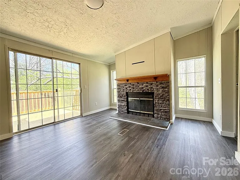 129 Reed St — Photo 11