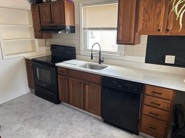 1253 E Ridge Pike FLOOR 1