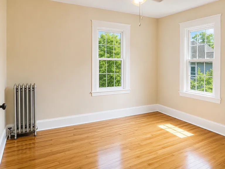 22 Morse St — Photo 3