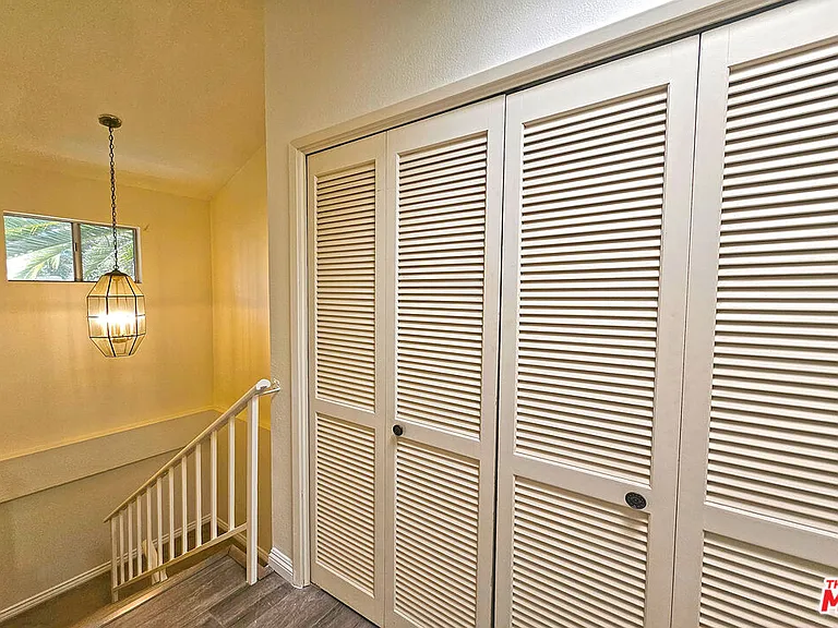 1454 E Orange Grove Blvd #1 — Photo 32