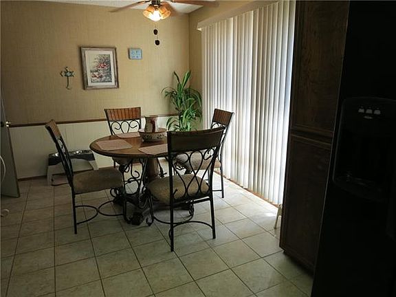 5th image of 2318 Shere Lynne Dr