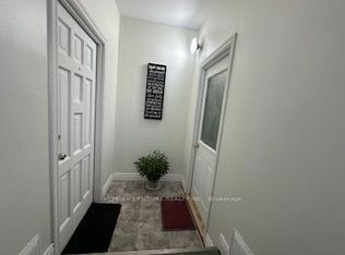174 Ritson Rd S #201 & 202, Oshawa, ON L1H5H5