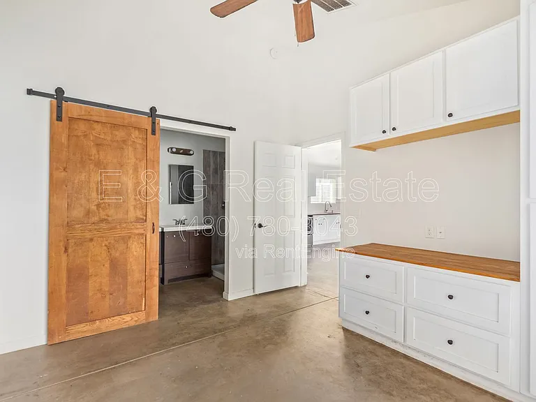 505 N 16th Ave — Photo 8