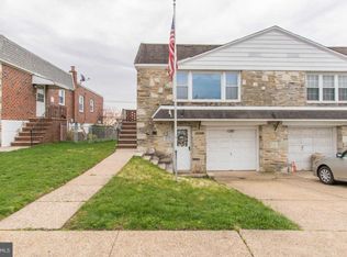 786 Cinnaminson St, Philadelphia, PA 19128
