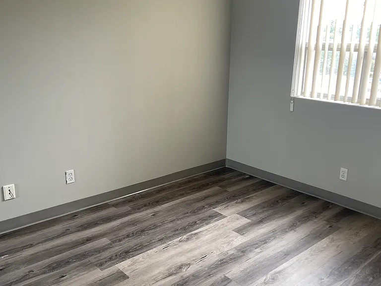 593 Strasburg Rd — Photo 15