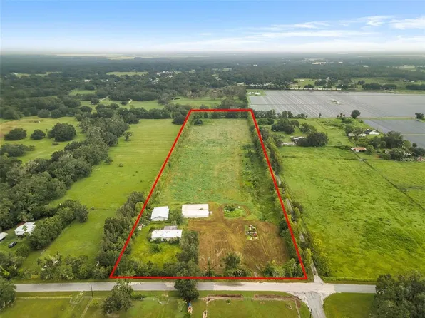 3636 Porter Rd, Lithia, FL 33547