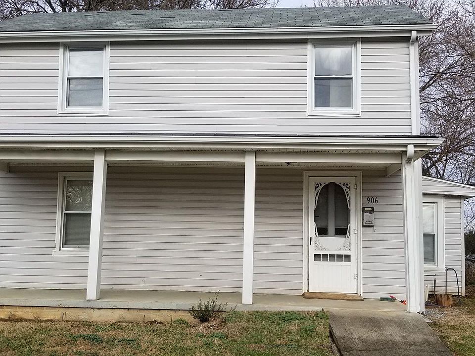 1st image of 906 Judd St