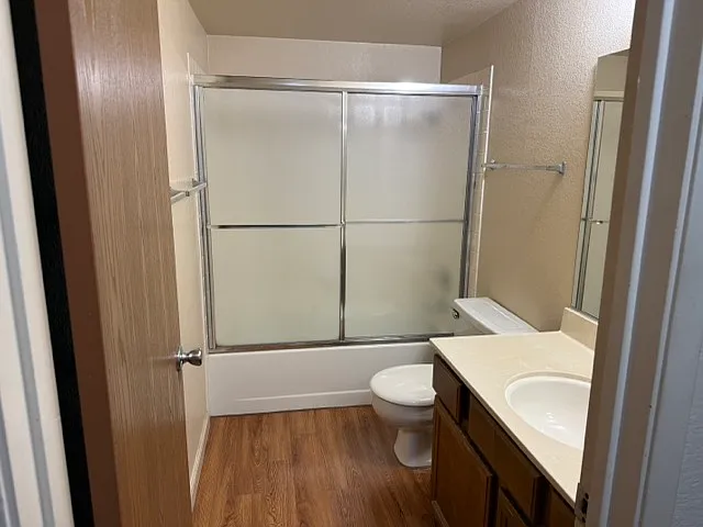 467 Costa Mesa Ter #D — Photo 4