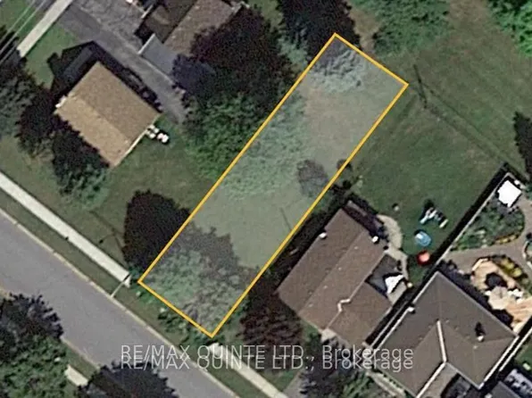 177 Singleton Dr, Belleville, ON K8N 5L1