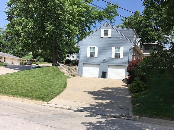 2nd image of 904 Longview Dr