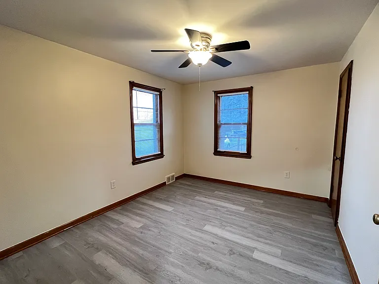 1187 Haeberle Ave #1 — Photo 3