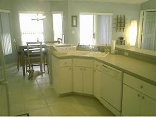 1st image of 875 Toluca St SE