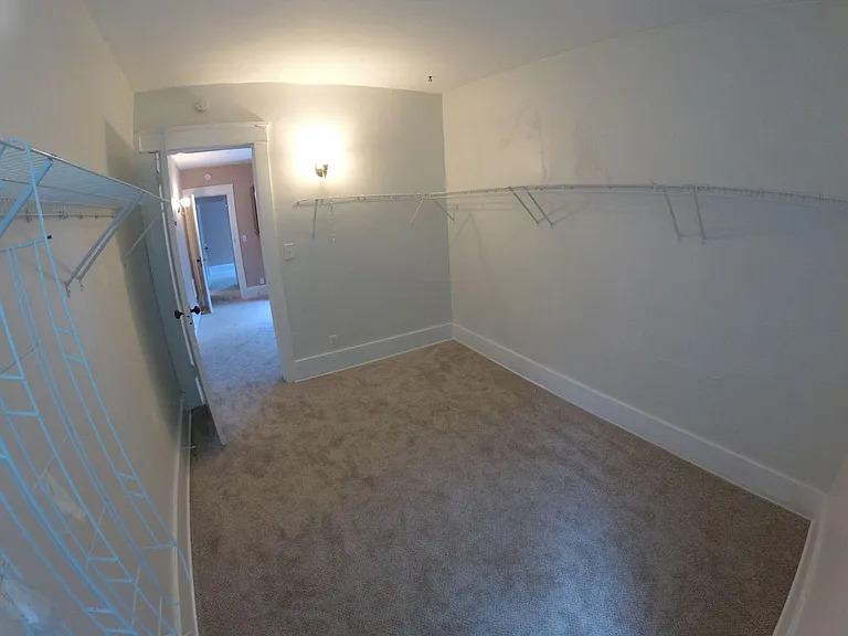 1026 W 30th St #2 — Photo 6