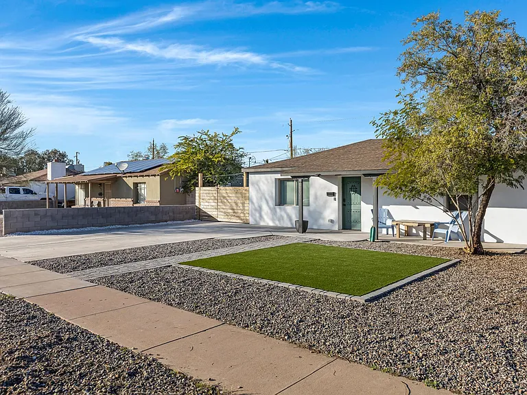 250 W Tulsa St — Photo 5