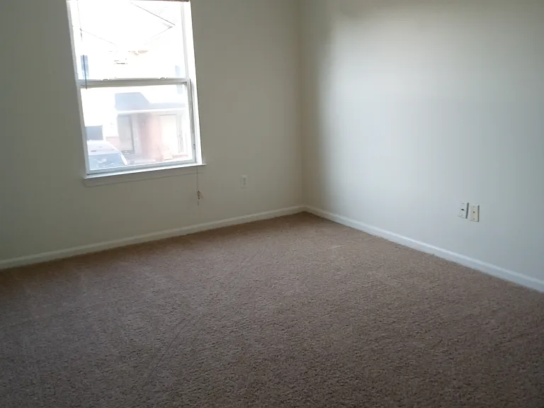 17203 Higdon Dr — Photo 6