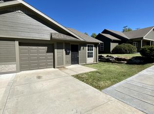 9516 Main Entrance Rd UNIT 7, Lake Lotawana, MO 64086