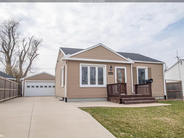 1013 S 10th Ave, Marshalltown, IA 50158