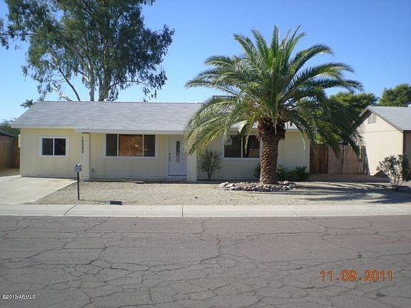 2nd image of 18020 N 32nd Ln