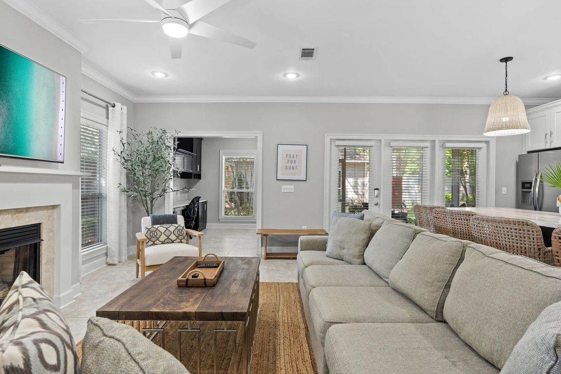 next background image