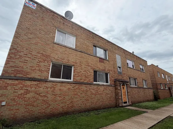 6338 N Kedzie Ave #2W, Chicago, IL 60659