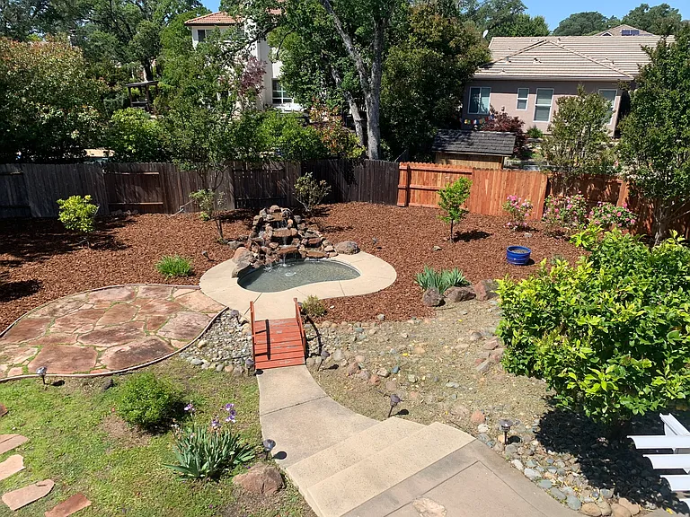 7468 Colbert Dr — Photo 5