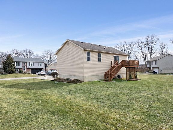 3rd image of 210 Katelin Ln