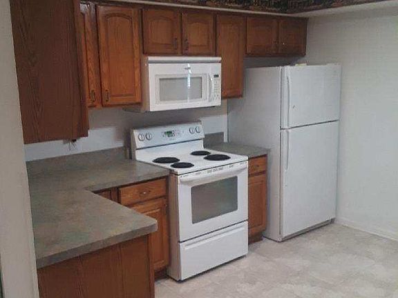 5th image of 509 Willow Dr #1