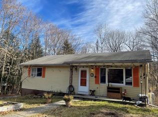 17 Crimi Cir, Lloyd, NY 12528