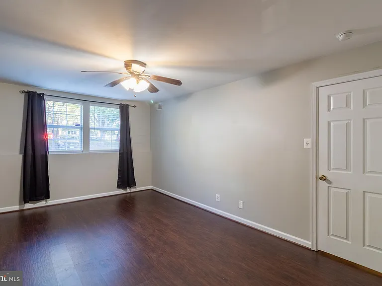 35 Pickering Ct #2 — Photo 11