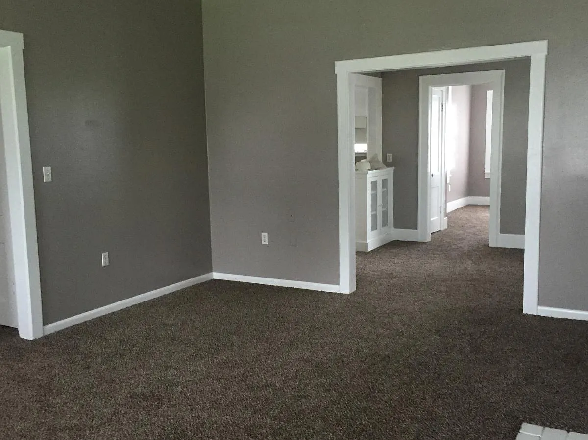 living room view 2 - 2801 Olive St #3