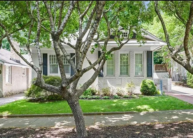 1168 Saint Louis Pl NE — Photo 26