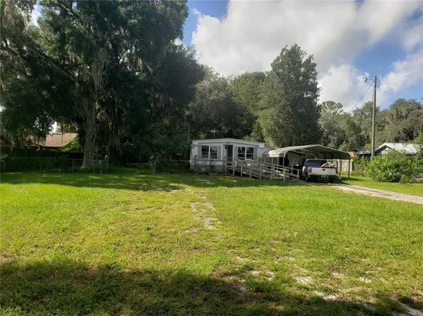 1099 County Road 479, Lake Panasoffkee, FL 33538