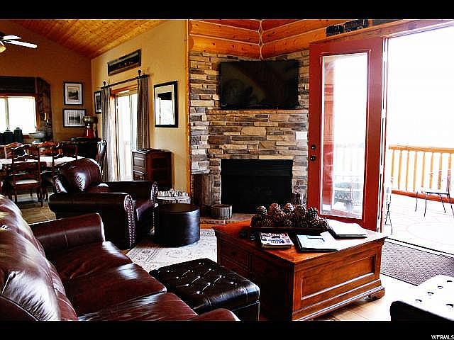 MAIN FLOOR FAMILY ROOM