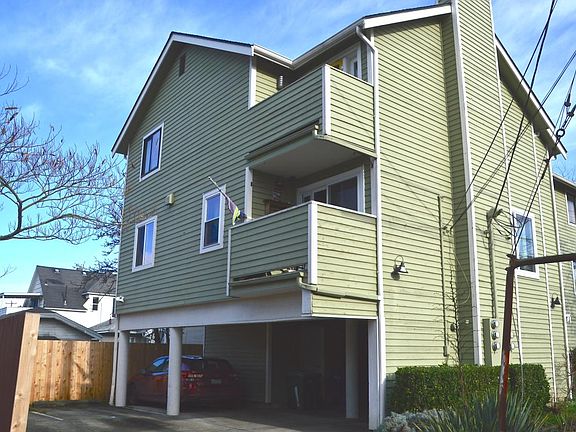 2nd image of 2641 58th Ave SW APT 101