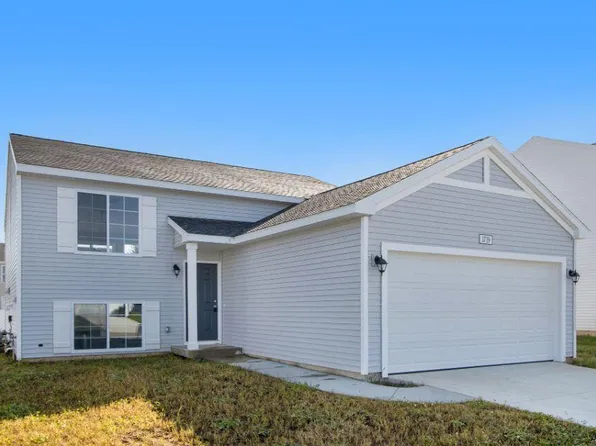 1719 Harper Grove Ln, Vicksburg, MI 49097