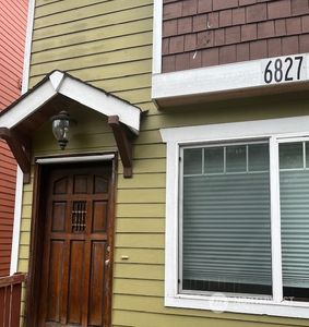 6827 Weedin Place NE, Seattle, WA, 98115