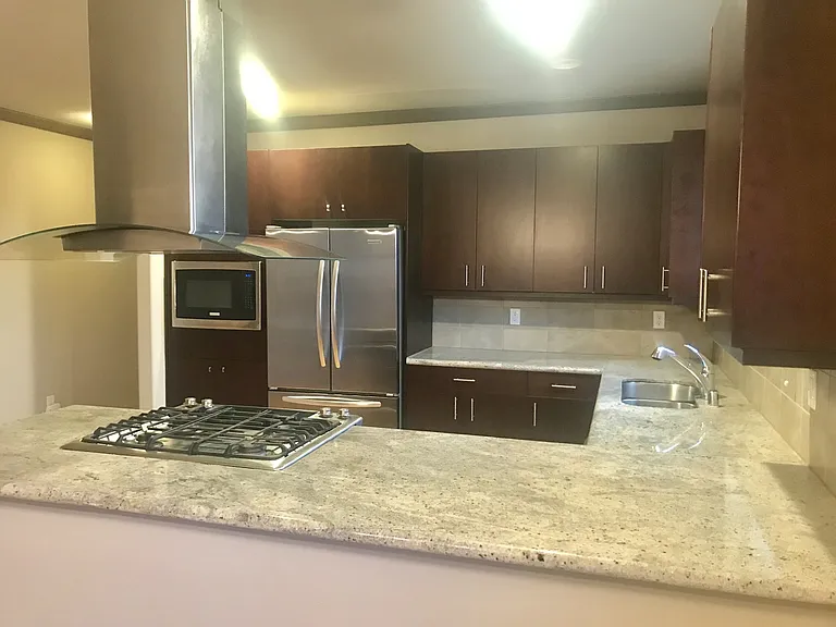 18609 SE Newport Way #101 — Photo 13
