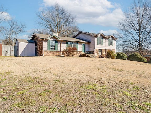 2nd image of 102 Valley View Ct
