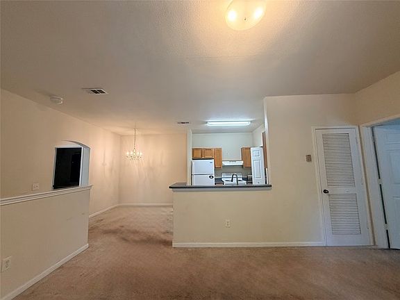 4th image of 447 W Longleaf Dr APT 1404