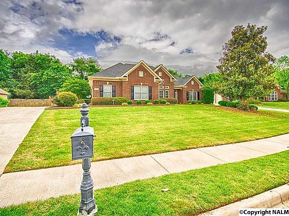 3rd image of 126 Pearle Cove Dr