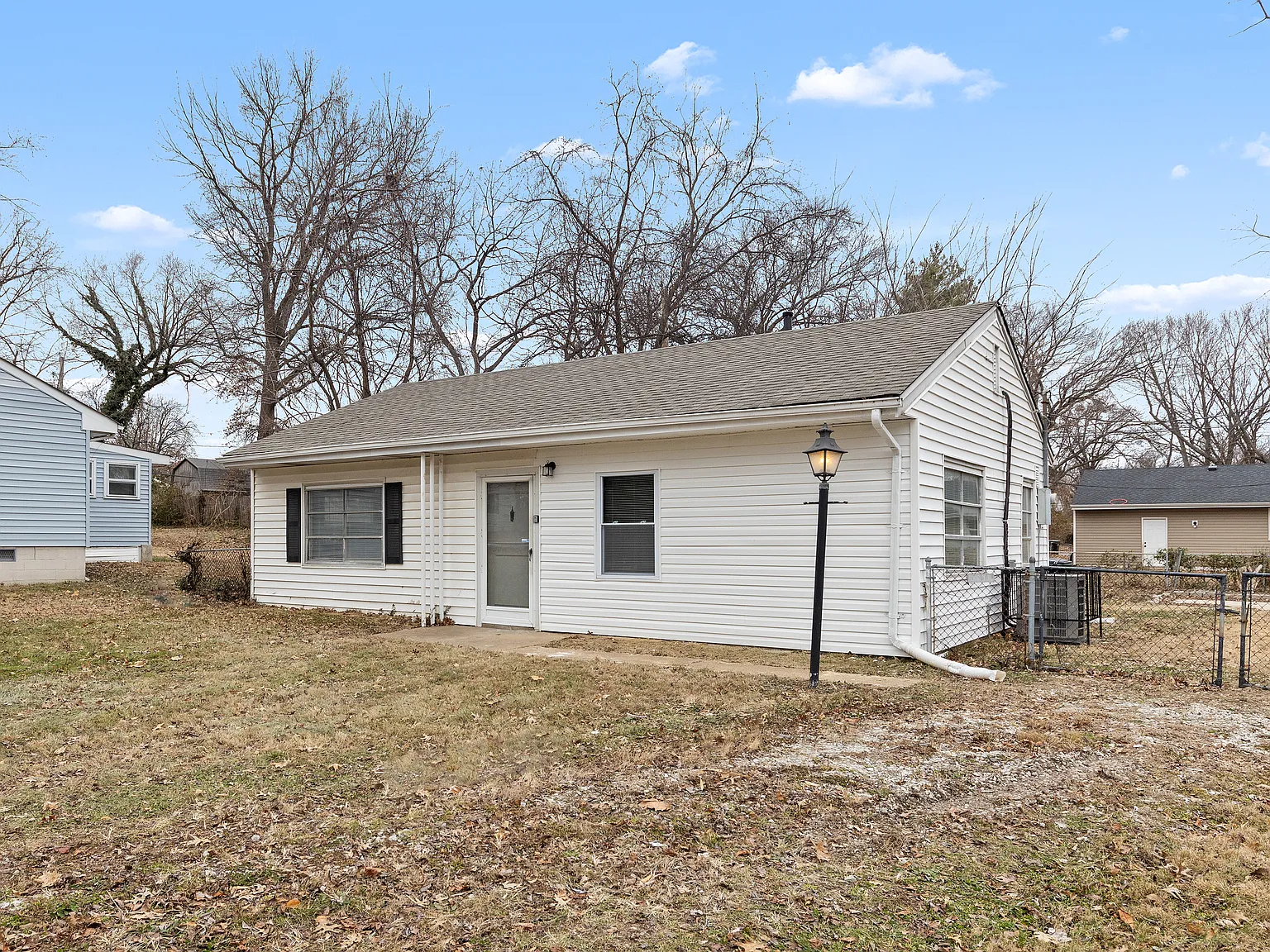 1111 Redman Blvd Saint Louis, MO 63138 — Photo 2