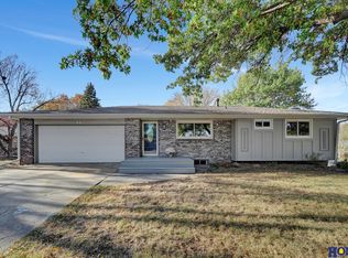 631 Pow Wow Cir, Lincoln, NE 68520