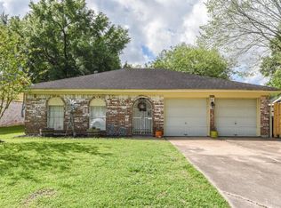 11018 Wood Shadows Dr, Houston, TX 77013